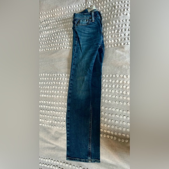 Boys Abercrombie kids jeans 9/10 slim - Picture 3 of 4